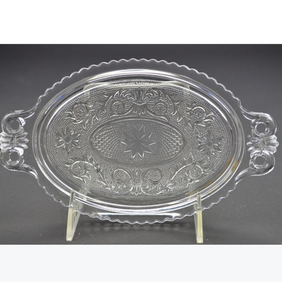 DUNCAN & MILLER GLASS - SANDWICH CLEAR PATTERN - CREAM & SUGAR TRAY - Picture 6 of 6